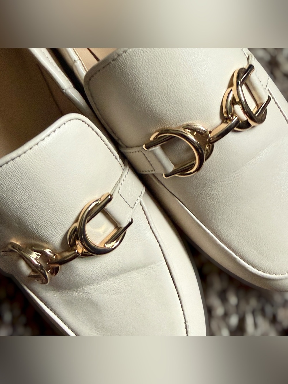 ANN TAYLOR Cream Leather Loafers with Gold-Tone Bit Size 7 Women - Picture 9 of 12